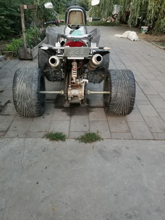 Vând atv Loncin 300cc