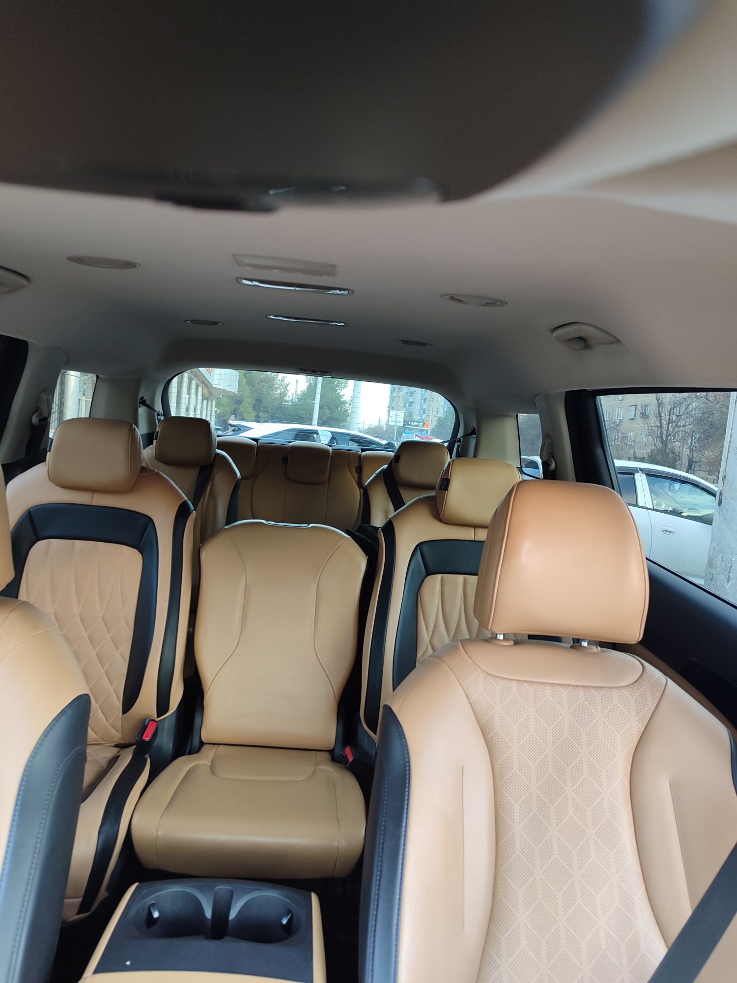 KIA carnival 2021