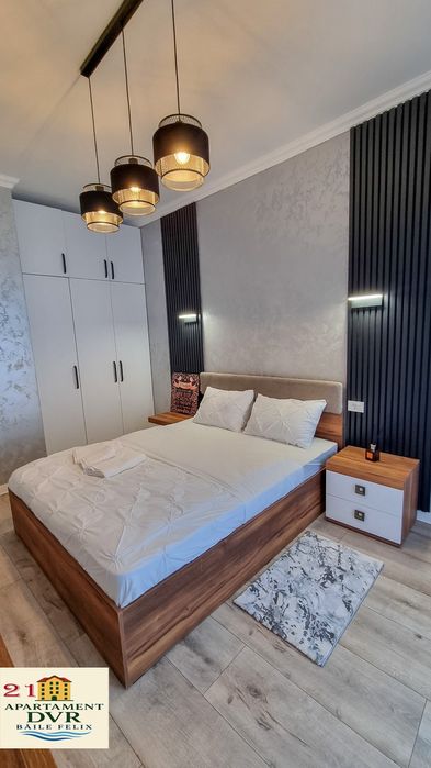 Ofer spre închiriere in Băile Felix Sanmartin!Regim Hotelier/term lung