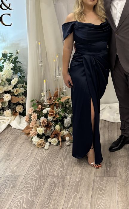 Rochie albastru inchis