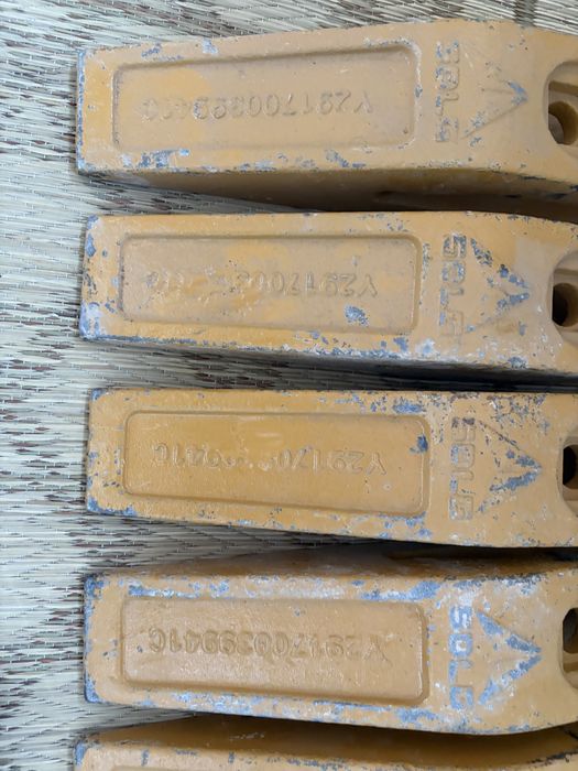 Зубья центральное для экскавор и погрузчик