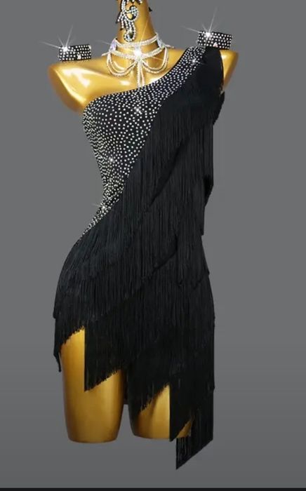 Платье для бальных танцев (Латина)