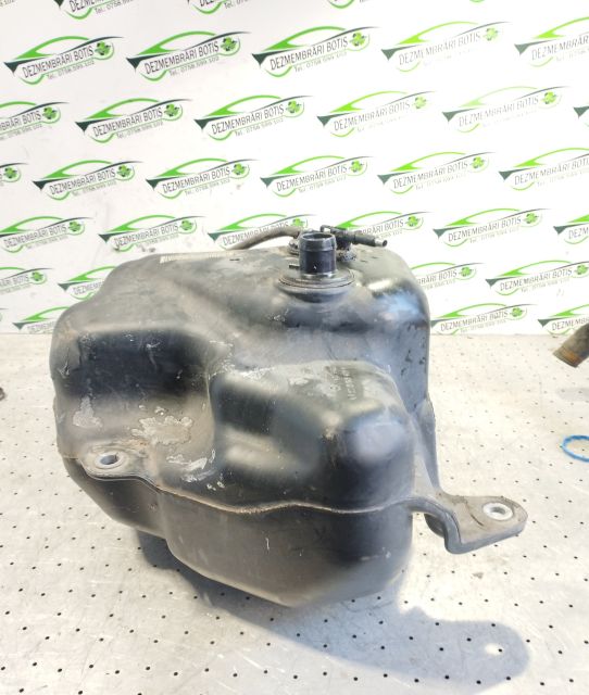 Rezervor ADBLUE A 906 470 17 00 Mercedes-Benz Sprinter a 3-a generati