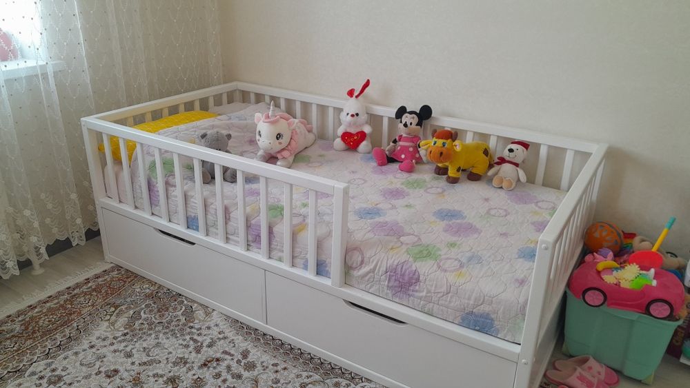 Продам детские кроватки