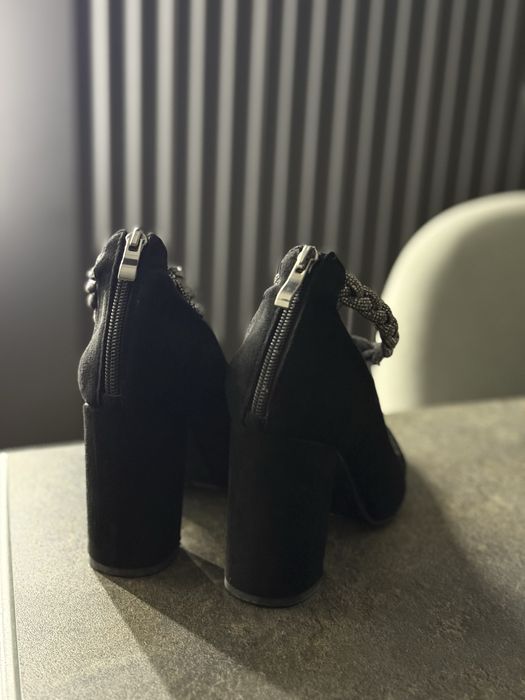 Продам женские туфли в идеальном состоянии