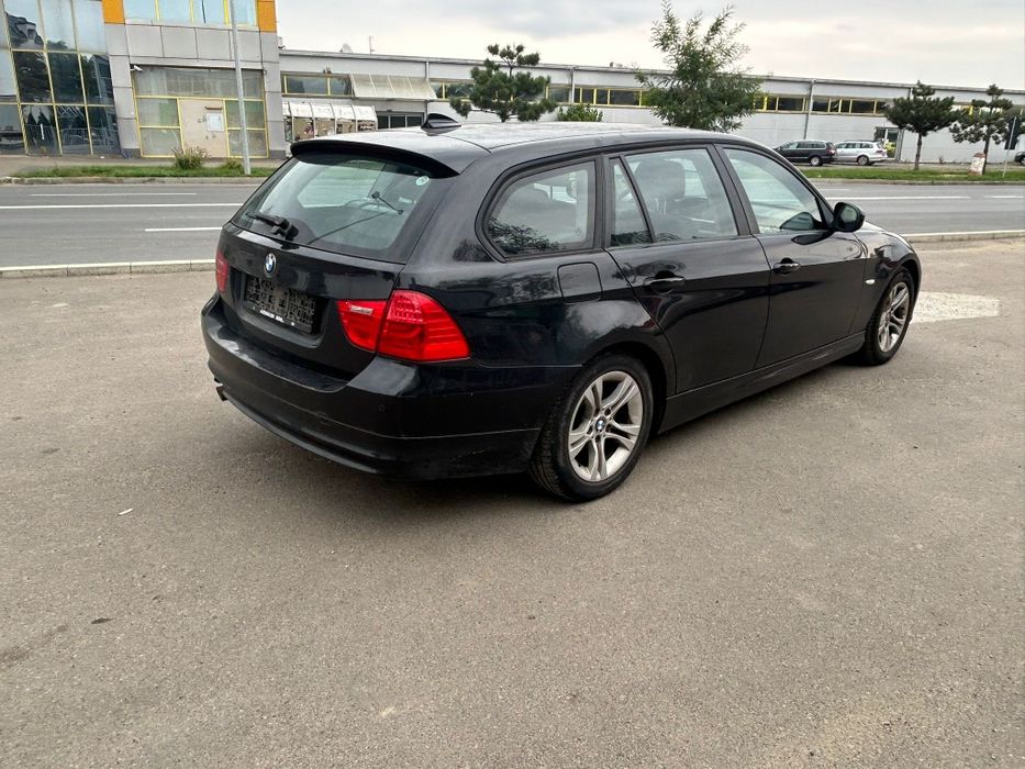 Vand Bmw 320D 2010 import Germania