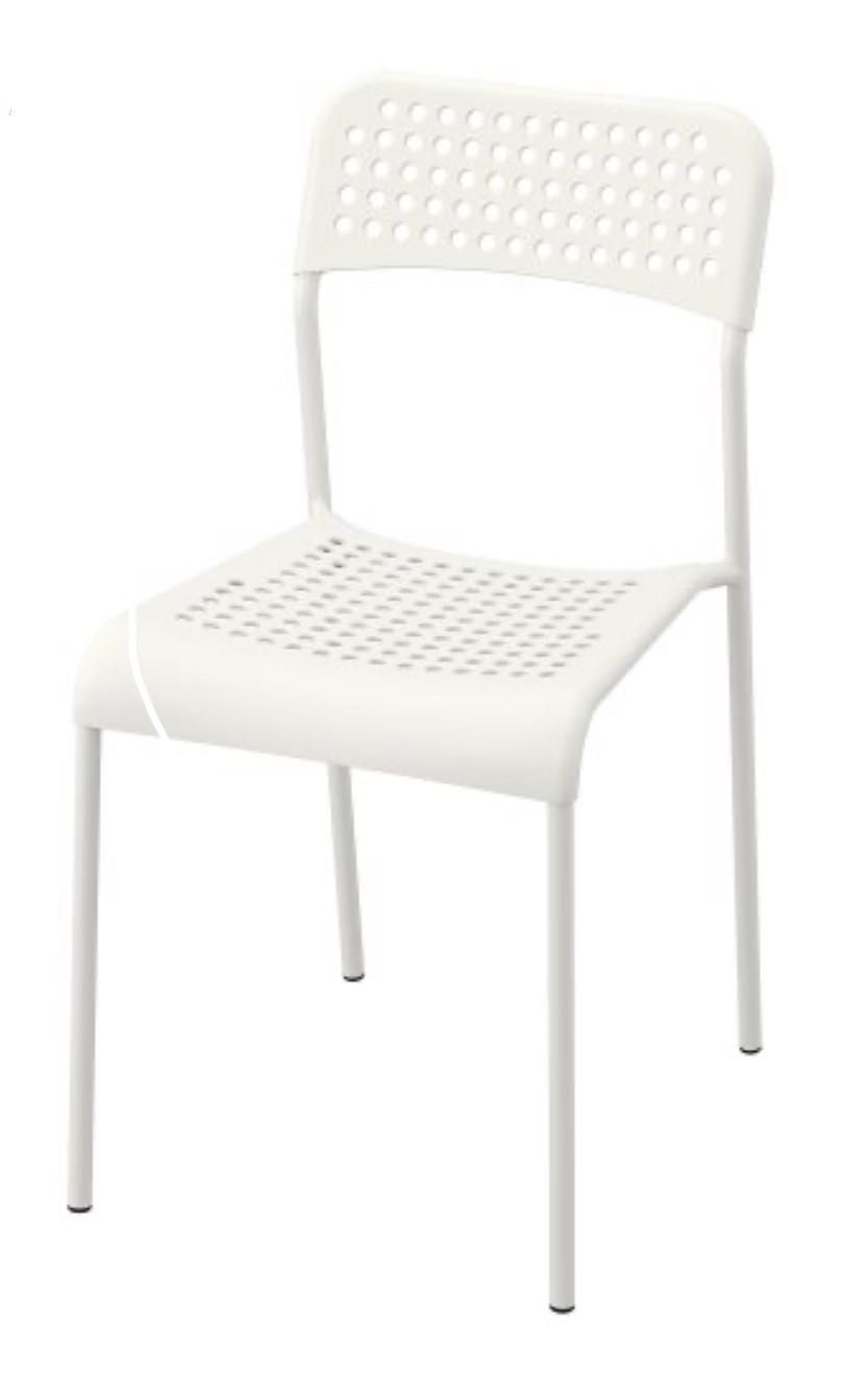 Продавам два бели стола Ikea ADDE