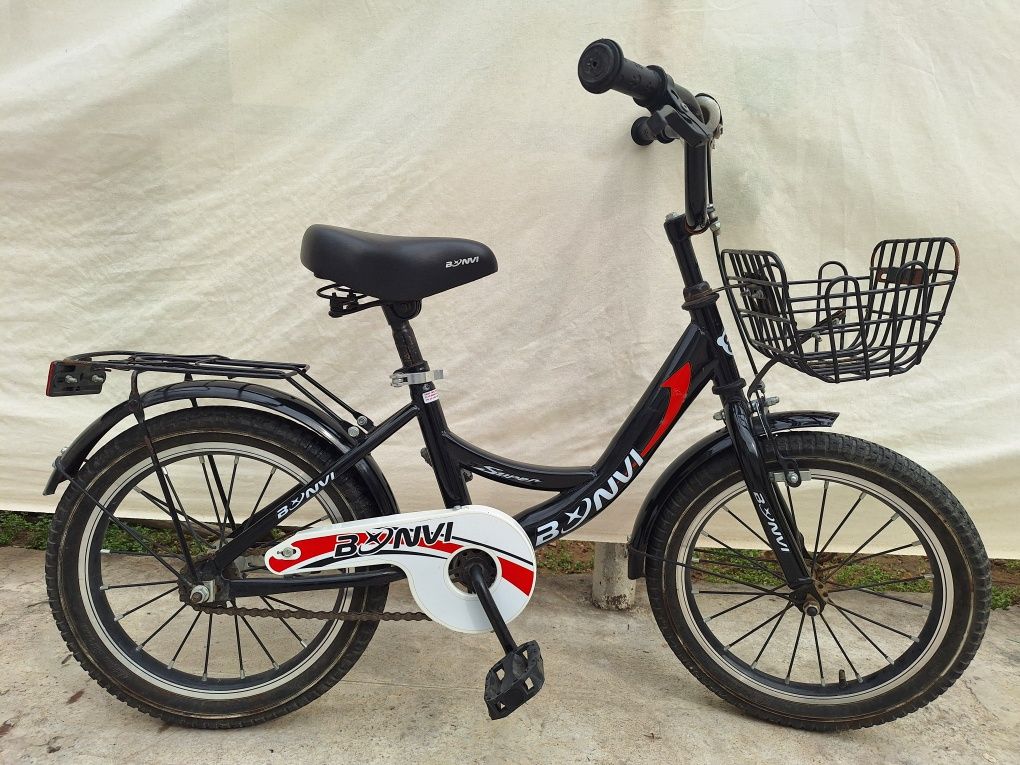 Velosiped yosh bollalar uchun