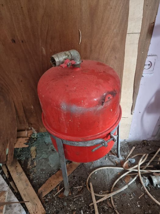 Vând centrală folosită, lemne 30 Kv Vidrarus