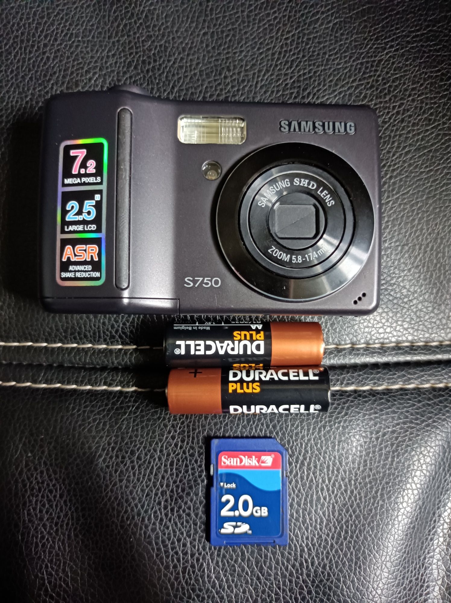 Aparat foto Samsung S750 7.2 MP