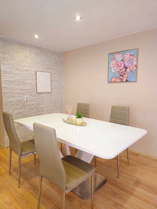 Семеен апартамент с две големи легла и подземем паркинг в кв. Витоша