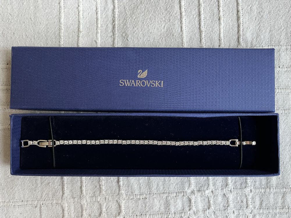 Гривна Swarowski Matrix Tennis Bracelet - Сваровски