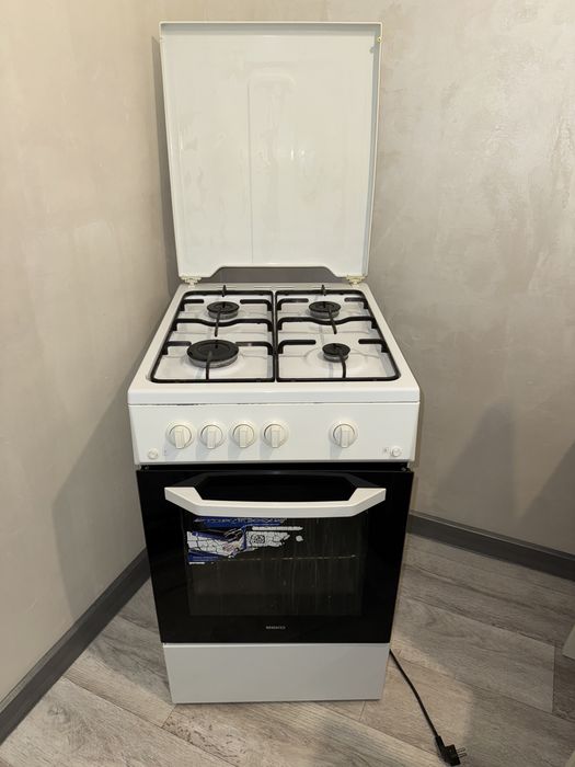 Продаю газовую плиту