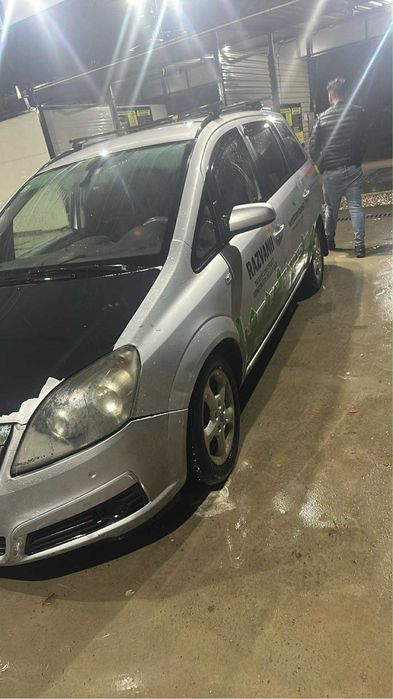 Vand sau schimb opel zangira b