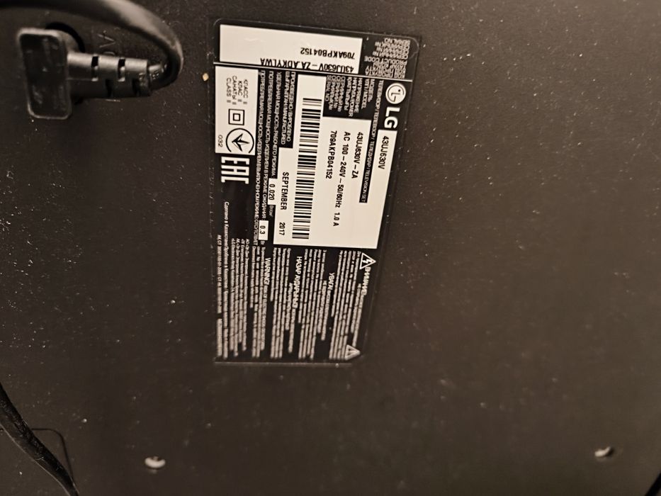 Продам ТВ LG на запчасти