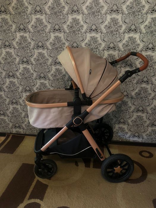 Продам детскую коляску