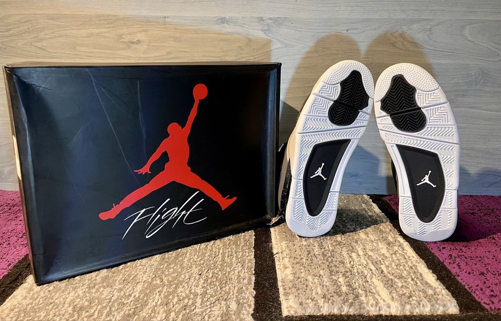 Air Jordan 4 Fear 2024
