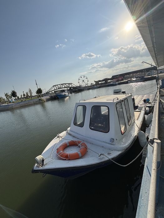 Barca cabinata spania 625