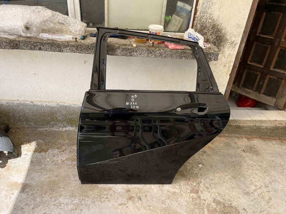 Mercedes Benz B w246 2016 задна лява врата