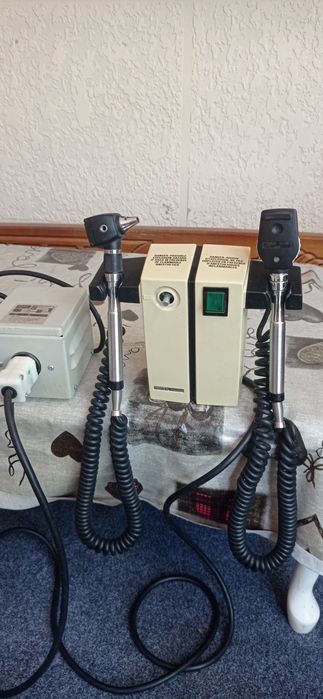 Диагностический набор Welch Allyn.