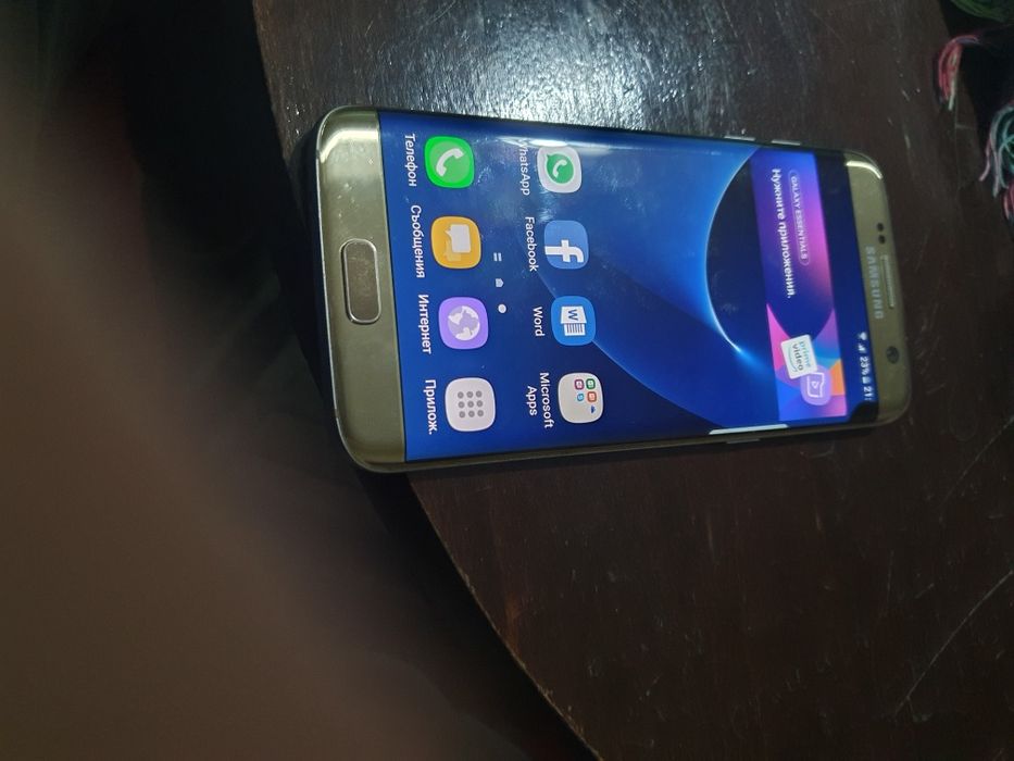 Телефон Samsung Galaxy S7 edge