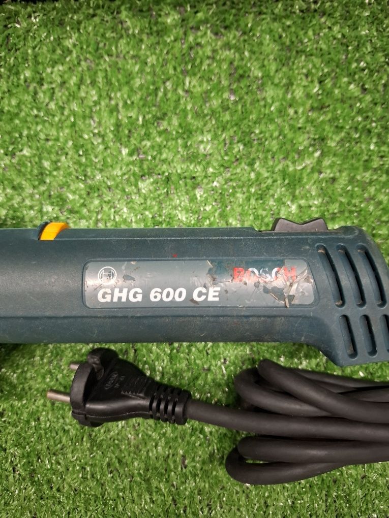 Прав пистолет за горещ въздух на Bosch GHG 600 CE с обороти