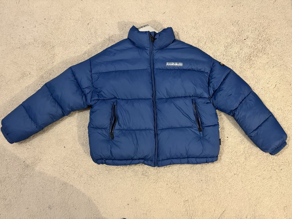 De vanzare 2 geci Tommy Hilfiger (Napapijri , Calvin Klein )