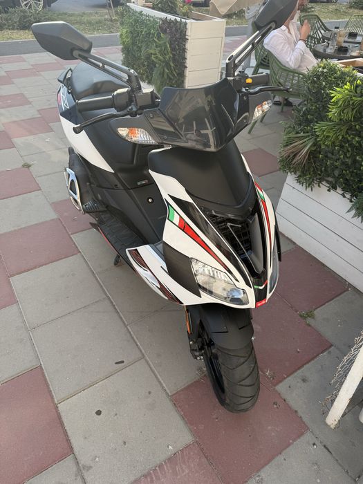 Scuter Aprilia Sr50