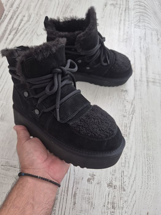 Botine mini UGG negre / cizme ugg