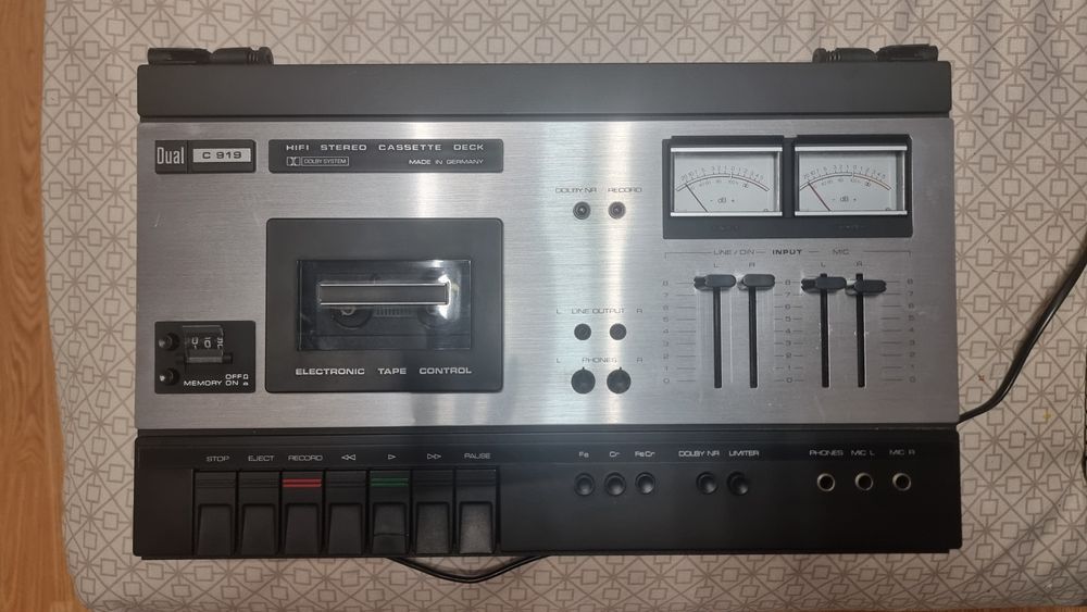 Linie , svhs, Mc Cript PA940, CD, deck, tuner, amplituner.