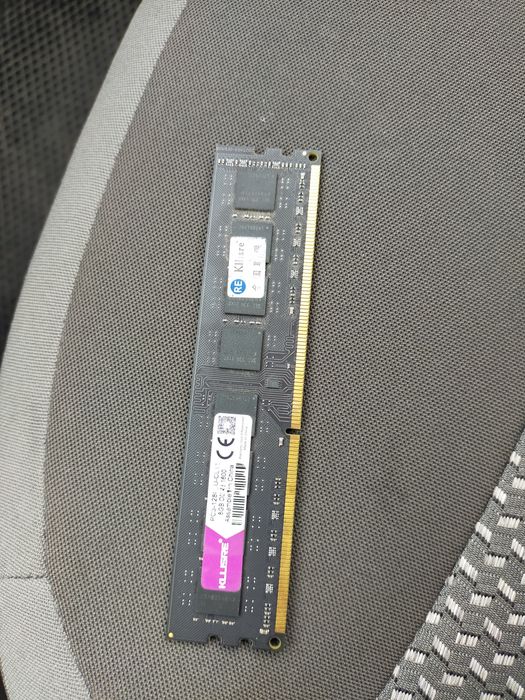 ОЗУ DDR3 8GB 1600MHz (PC3-12800U)