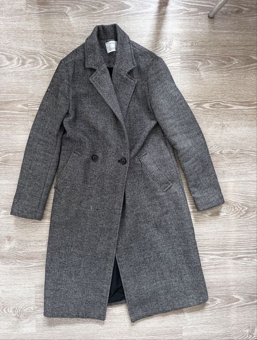 Зимно палто BERSHKA