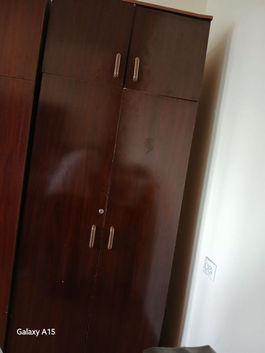 Шкаф Шфанер ва кресло