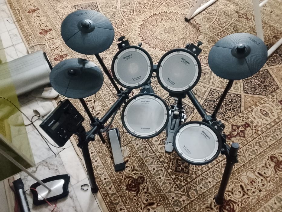 Электронная ударная установка Roland TD-07