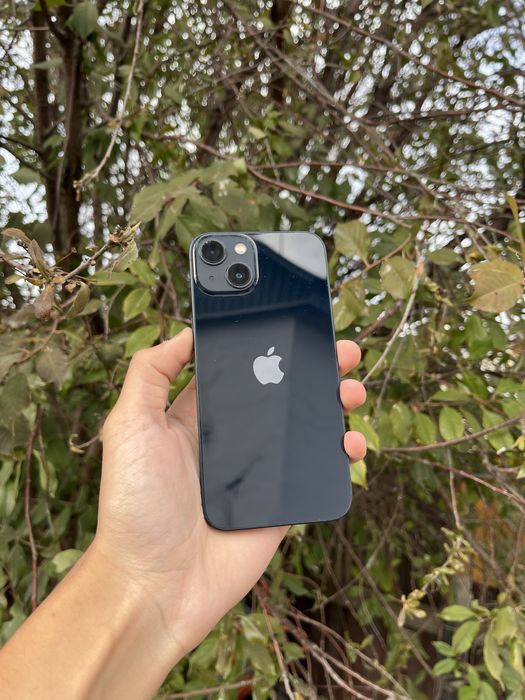 Продам срочно iPhone 13 128GB АКБ 100%
