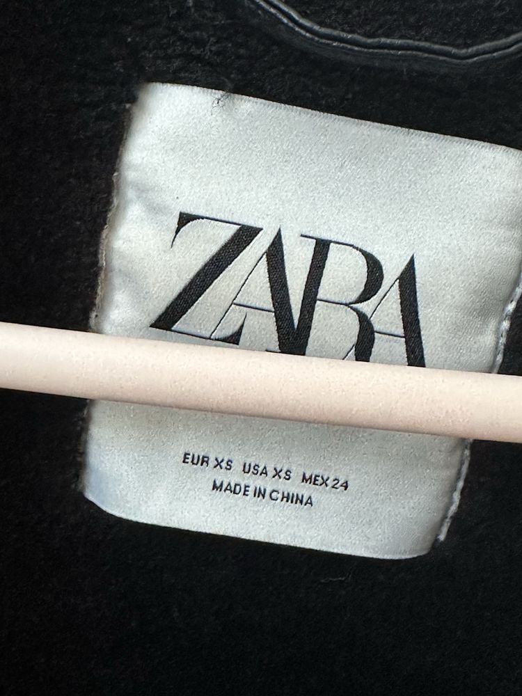 Яке  от  Zara xs