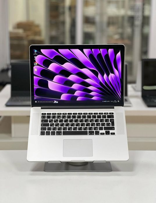 Macbook Pro | Core i7 | ОЗУ 8Gb