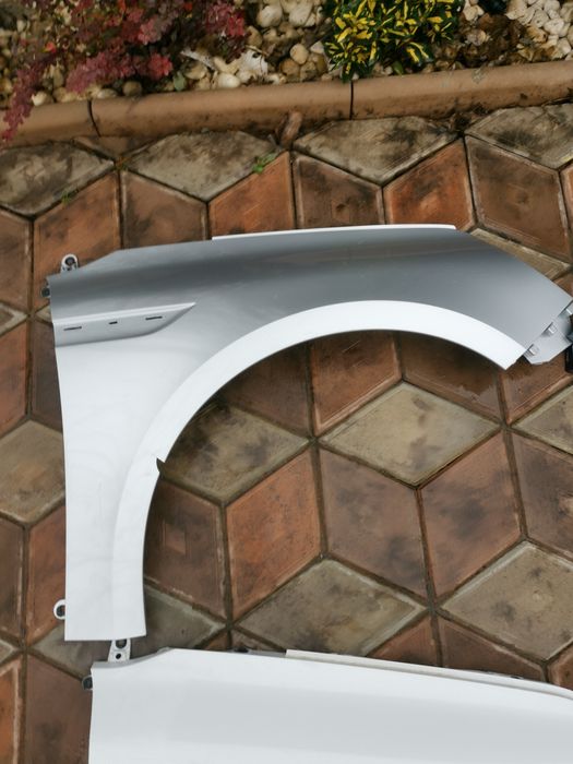 Aripa Renault megane 4 stânga dreapta