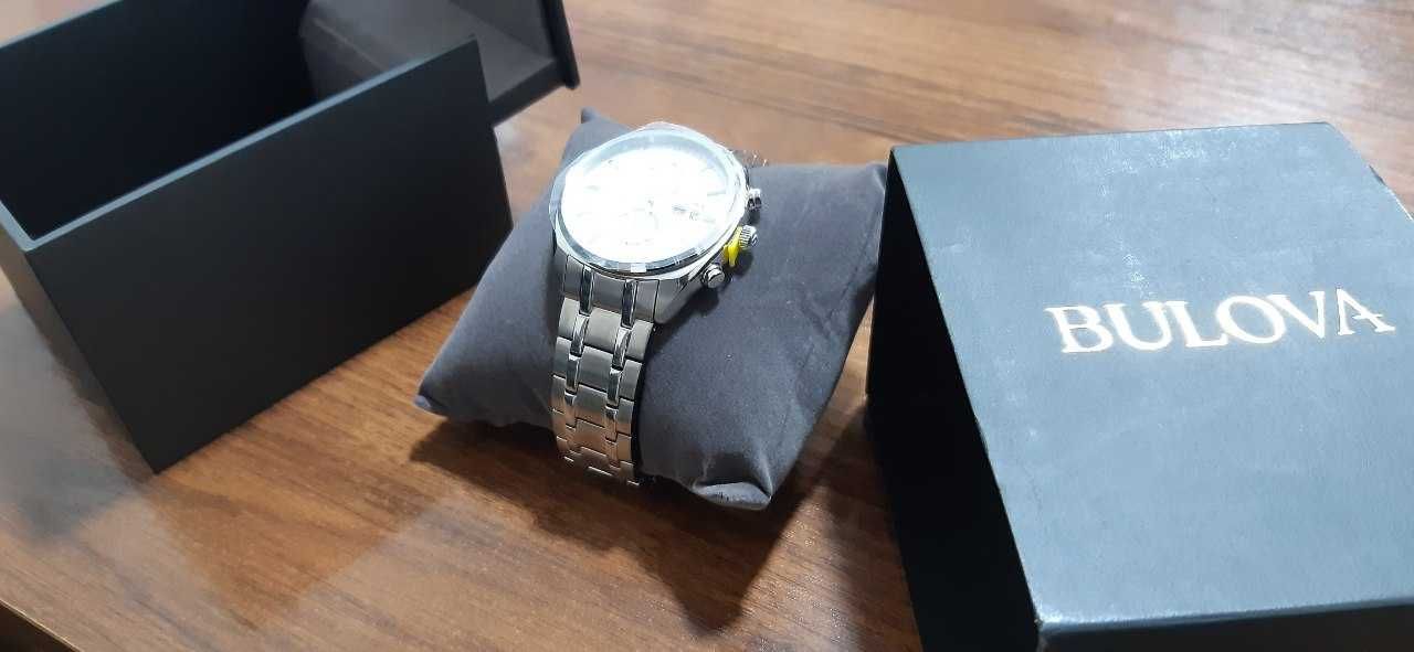 Часы Bulova новый