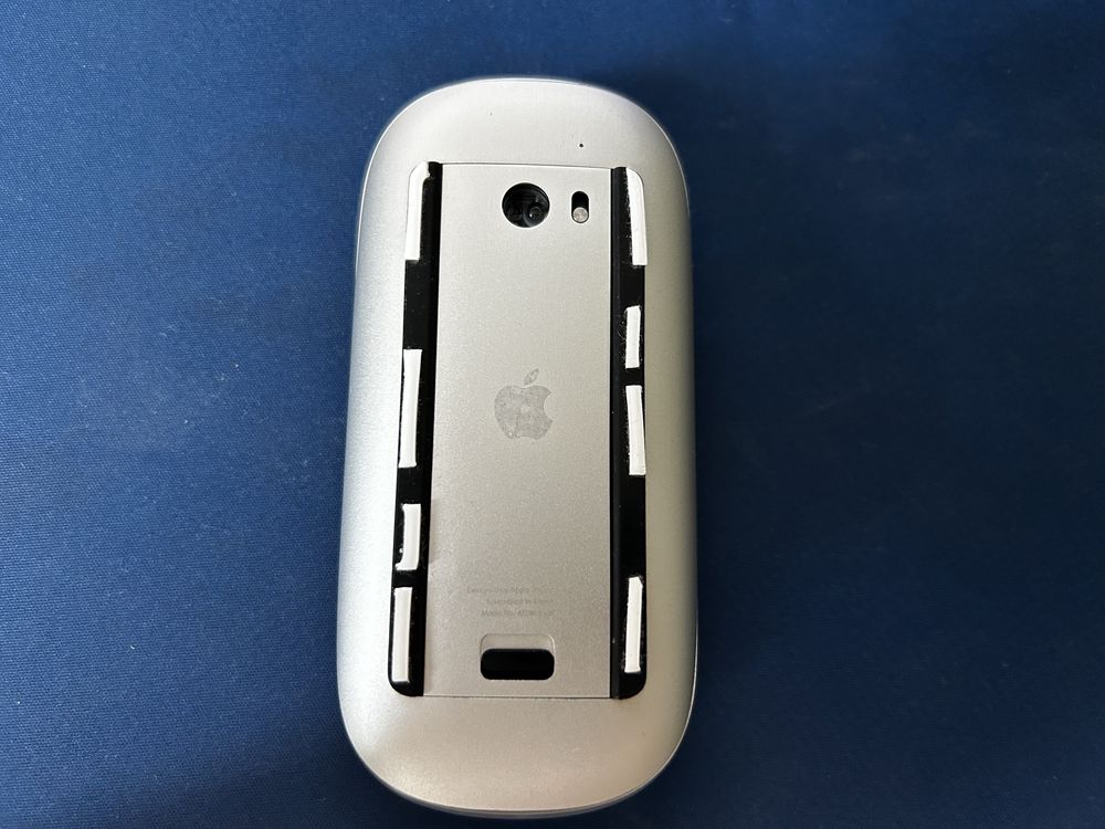 Apple Magic Mouse 1