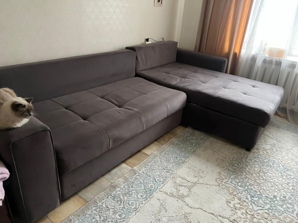 Продается дом в 2 уровня в сара аркинском районе.