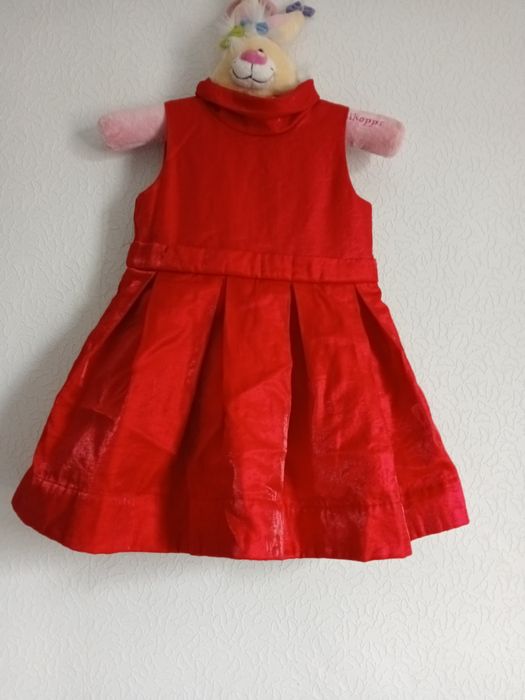 Разкошна рокля 18м