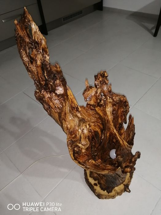 Lampa din lemn de salcâm.vintage