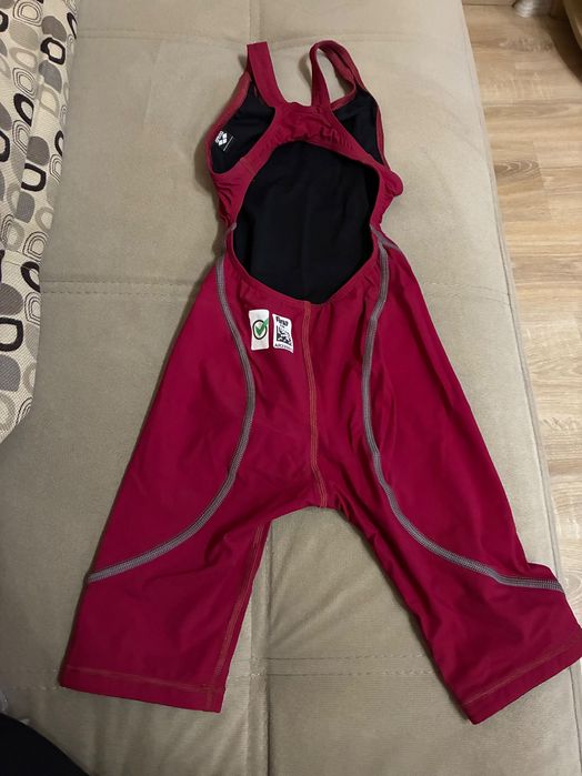 Състезателен бански за плувате Arena powerskin