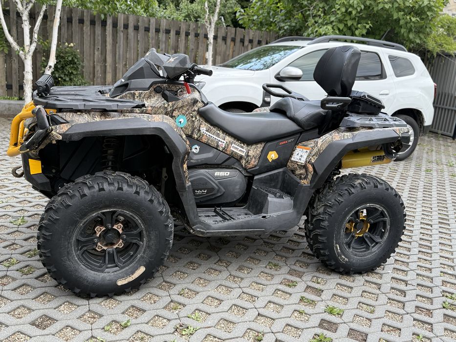 ATV Can-Am Outlander Max XT