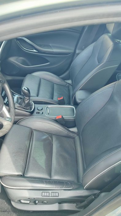 Opel Astra K Tourer Sport+ 150cp 6 trepte