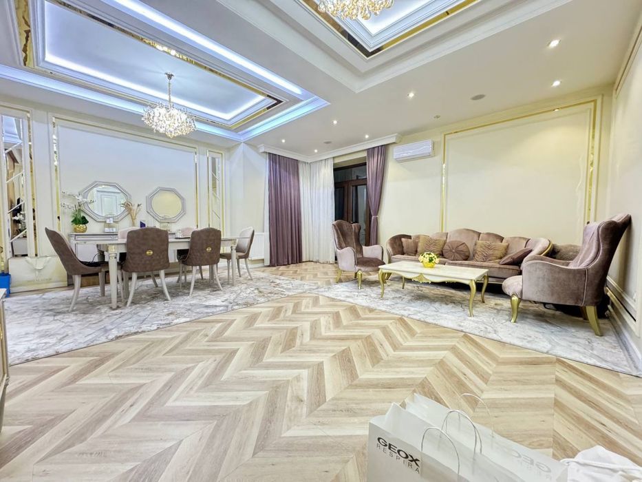 Продается квартира 4/1/7 в ЖК Янги Дархан