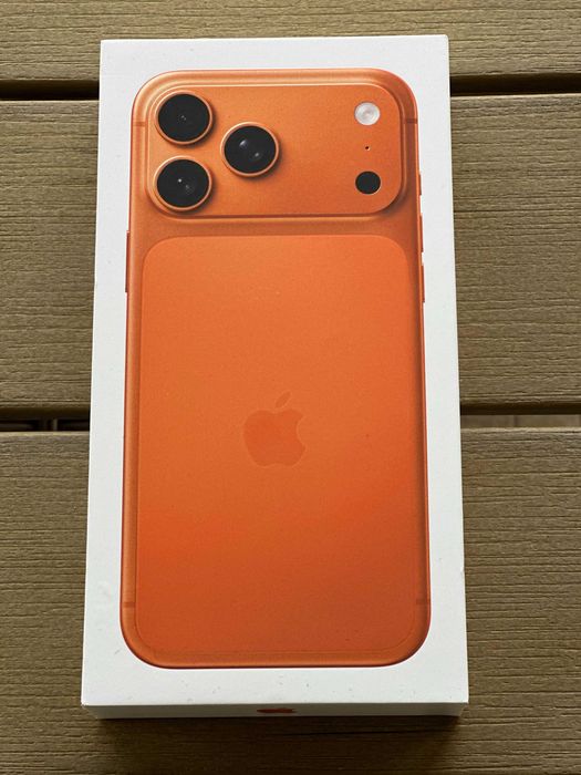 iPhone 17 Pro MAX 256GB eSim-внос от САЩ,Цвят: Оранжев/Цена - 2990 лв.