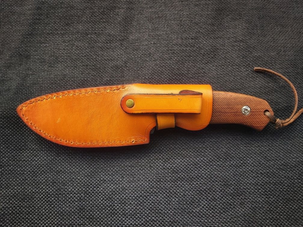 Италиански ловен нож LION STEEL,M3 ST Wood Santos,кожена кания,LN407