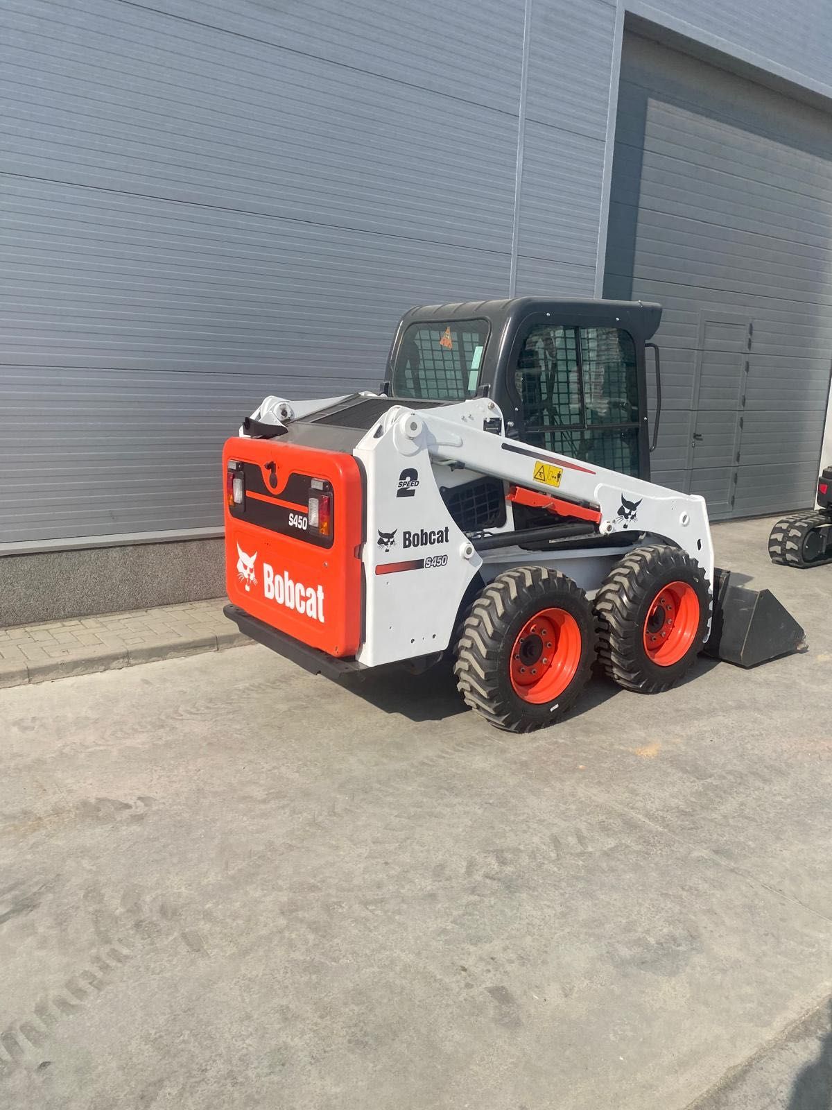 Mini încărcător frontal  bobcat